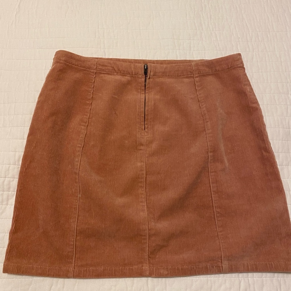 Forever 21 Mini skirt - Picture 2 of 3
